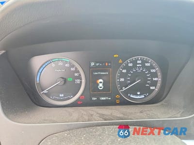 Zdjęcie 9 z 11 samochodu: 2017 HYUNDAI SONATA HYBRID LIMITED VIN:KMHE34L3XHA071461 - miniatura