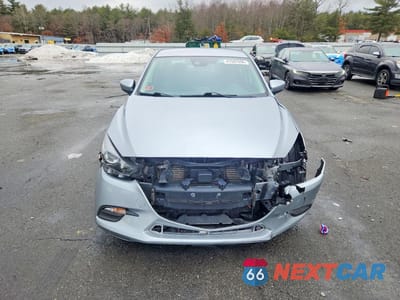 Piąte zdjęcie samochodu w środku: 2018 MAZDA 3 TOURING VIN:3MZBN1V39JM205492 - miniatura