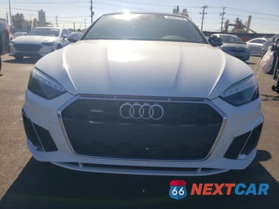 Piąte zdjęcie samochodu w środku: 2023 AUDI A5 PREMIUM PLUS 45 VIN:WAUFACF52PA028721 - miniatura