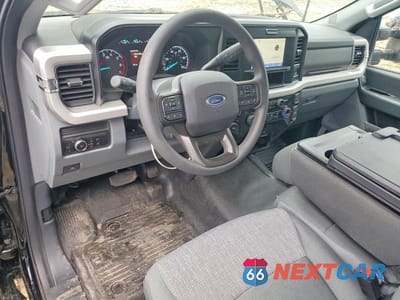 Zdjęcie 8 z 13 samochodu: 2025 FORD F350 SUPER DUTY VIN:1FTRF3BN3SED18295 - miniatura