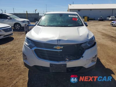 Piąte zdjęcie samochodu w środku: 2018 CHEVROLET EQUINOX LT VIN:2GNAXSEV7J6304538 - miniatura