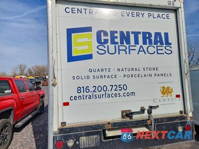 Zdjęcie 6 z 12 samochodu: 2017 CHEV EXPRESS G3500 VIN:1GB3GSCGXH1120153 - miniatura