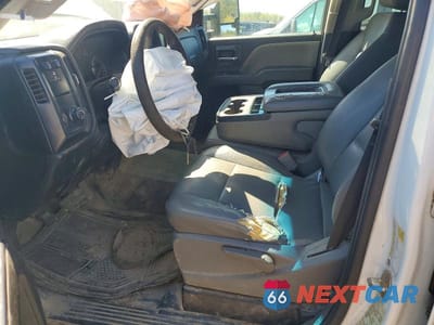 Zdjęcie 7 z 12 samochodu: 2018 GMC SIERRA C2500 HEAVY DUTY VIN:1GD21REG5JZ128307 - miniatura