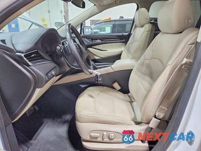 Zdjęcie 7 z 13 samochodu: 2021 BUICK ENCLAVE ESSENCE VIN:5GAERBKW5MJ262607 - miniatura