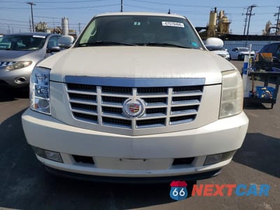 Piąte zdjęcie samochodu w środku: 2007 CADILLAC ESCALADE ESV VIN:1GYFK668X7R409739 - miniatura