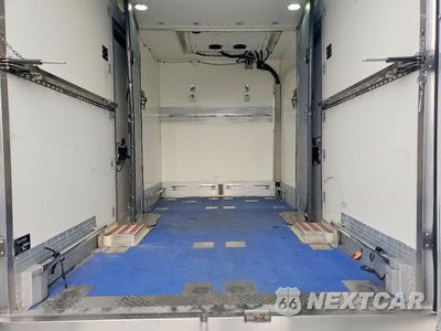 Zdjęcie 10 z 13 samochodu: 2020 FORD TRANSIT DELIVERY TRUCK VIN:1FDBW5Z88LKB80345 - miniatura