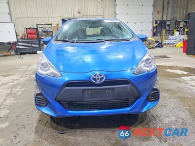 Piąte zdjęcie samochodu w środku: 2016 TOYOTA PRIUS C ONE VIN:JTDKDTB30G1117992 - miniatura