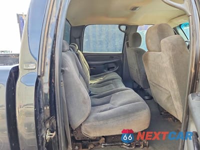 Zdjęcie 10 z 12 samochodu: 2005 CHEVROLET SILVERADO K2500 HEAVY DUTY VIN:1GCHK23205F898545 - miniatura
