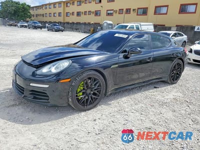 2016 PORSCHE PANAMERA 2 WP0AA2A7XGL006132 - główne zdjęcie licytacji z USA - miniatura