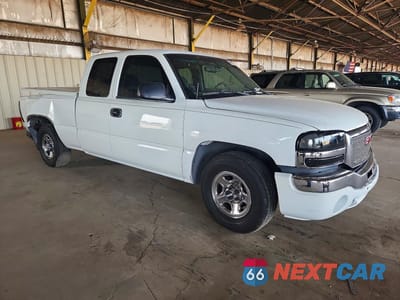 Czwarte zdjęcie samochodu z boku: 2003 GMC NEW SIERRA C1500 VIN:2GTEC19T631356624 - miniatura