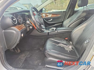 Zdjęcie 7 z 11 samochodu: 2017 MERCEDES-BENZ E 300 4MATIC VIN:WDDZF4KBXHA215313 - miniatura