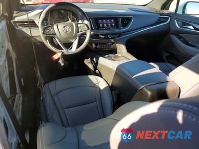 Zdjęcie 8 z 13 samochodu: 2023 BUICK ENCLAVE ESSENCE VIN:5GAEVAKW8PJ238912 - miniatura