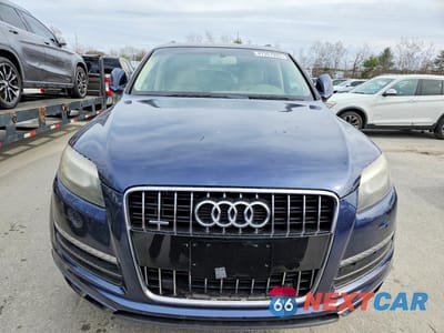 Piąte zdjęcie samochodu w środku: 2014 AUDI Q7 PREMIUM PLUS VIN:WA1LGAFE9ED013521 - miniatura