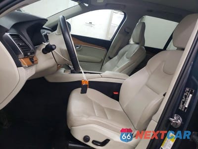 Zdjęcie 7 z 13 samochodu: 2022 VOLVO XC90 T6 MOMENTUM VIN:YV4A22PK3N1840578 - miniatura