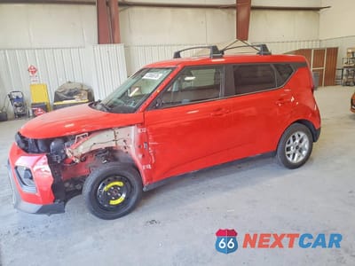 2022 KIA SOUL LX KNDJ23AU6N7183632 - główne zdjęcie licytacji z USA - miniatura