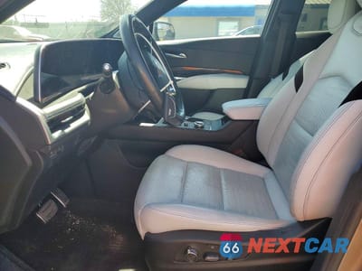 Zdjęcie 7 z 13 samochodu: 2024 CADILLAC XT4 SPORT VIN:1GYFZER49RF149739 - miniatura