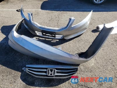 Zdjęcie 12 z 13 samochodu: 2012 HONDA ACCORD SE VIN:1HGCP2F69CA108603 - miniatura