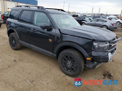 Czwarte zdjęcie samochodu z boku: 2025 FORD BRONCO SPORT BADLANDS VIN:3FMCR9DA7SRF23573 - miniatura