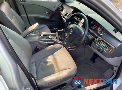 Piąte zdjęcie samochodu w środku: 2006 BMW 530 I VIN:WBANE73536CM34294 - miniatura