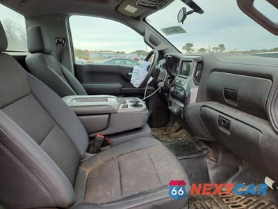 Zdjęcie 10 z 12 samochodu: 2019 CHEVROLET SILVERADO C1500 VIN:3GCNWAEF8KG261981 - miniatura