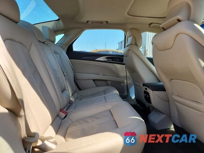 Zdjęcie 10 z 13 samochodu: 2018 LINCOLN MKZ HYBRID RESERVE VIN:3LN6L5MU6JR607609 - miniatura