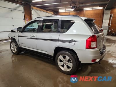 Drugie zdjęcie samochodu z przodu: 2011 JEEP COMPASS SPORT VIN:1J4NF1FB5BD244736 - miniatura