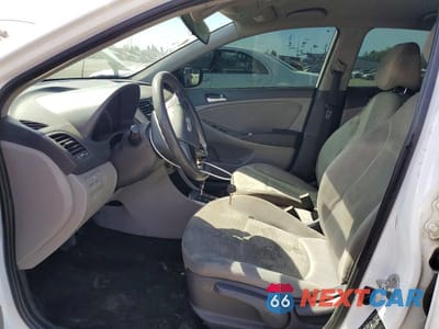 Zdjęcie 7 z 11 samochodu: 2016 HYUNDAI ACCENT SE VIN:KMHCT5AE1GU262183 - miniatura