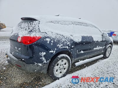 Trzecie zdjęcie samochodu z tyłu: 2009 CHEVROLET TRAVERSE LS VIN:1GNEV13D69S169749 - miniatura