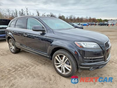 Czwarte zdjęcie samochodu z boku: 2014 AUDI Q7 VIN:WA1LMAFE9ED017545 - miniatura