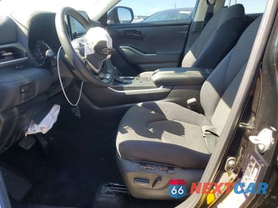 Zdjęcie 7 z 14 samochodu: 2022 TOYOTA HIGHLANDER L VIN:5TDCZRAH5NS103737 - miniatura