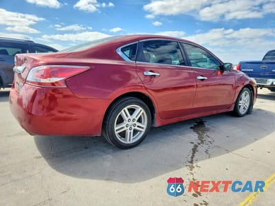 Trzecie zdjęcie samochodu z tyłu: 2013 NISSAN ALTIMA 2.5 VIN:1N4AL3AP1DC241827 - miniatura