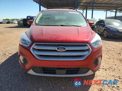 Piąte zdjęcie samochodu w środku: 2018 FORD ESCAPE TITANIUM VIN:1FMCU0J90JUD22173 - miniatura