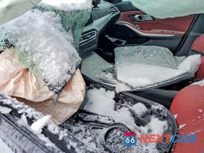 Zdjęcie 8 z 12 samochodu: 2024 BMW 330XI VIN:3MW89FF01R8E73666 - miniatura