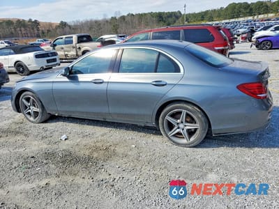 Drugie zdjęcie samochodu z przodu: 2017 MERCEDES-BENZ E 300 4MATIC VIN:WDDZF4KBXHA030890 - miniatura