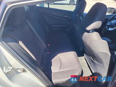 Zdjęcie 10 z 12 samochodu: 2017 TOYOTA PRIUS TWO VIN:JTDKBRFU2H3576426 - miniatura