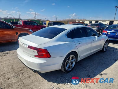 Trzecie zdjęcie samochodu z tyłu: 2017 VOLVO S90 T5 MOMENTUM VIN:YV1102AK3H1010232 - miniatura