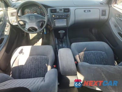 Zdjęcie 8 z 11 samochodu: 1998 HONDA ACCORD EX VIN:1HGCG5659WA058668 - miniatura