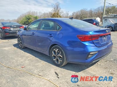 Drugie zdjęcie samochodu z przodu: 2019 KIA FORTE LXS VIN:3KPF24AD0KE024807 - miniatura