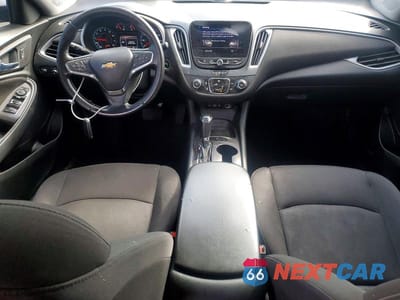 Zdjęcie 8 z 12 samochodu: 2020 CHEVROLET MALIBU RS VIN:1G1ZG5ST5LF117543 - miniatura