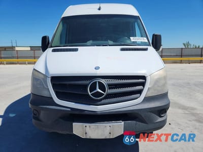 Piąte zdjęcie samochodu w środku: 2014 MERCEDES BENZ SPRINTER 2500 VIN:WD3PE8CC5E5882808 - miniatura