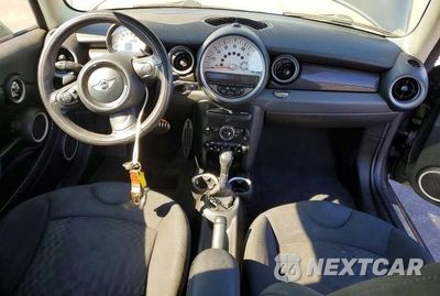 Zdjęcie 8 z 12 samochodu: 2012 MINI COOPER S CLUBMAN VIN:WMWZG3C57CTY37730 - miniatura