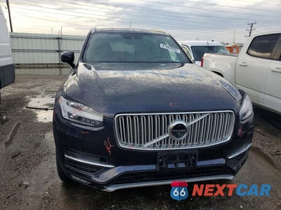 Piąte zdjęcie samochodu w środku: 2019 VOLVO XC90 T6 INSCRIPTION VIN:YV4A22PL5K1498992 - miniatura