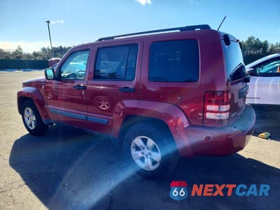 Drugie zdjęcie samochodu z przodu: 2010 JEEP LIBERTY SPORT VIN:1J4PN2GK6AW118498 - miniatura