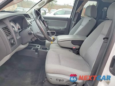 Zdjęcie 7 z 13 samochodu: 2008 DODGE DAKOTA SLT VIN:1D3HE42KX8S532132 - miniatura