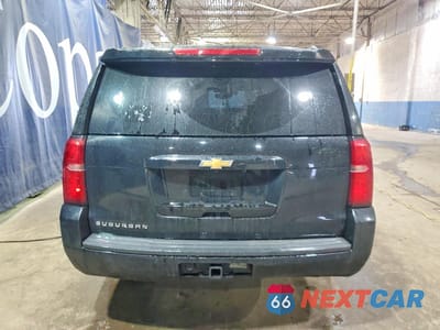 Zdjęcie 6 z 13 samochodu: 2018 CHEVROLET SUBURBAN K1500 LT VIN:1GNSKHKC0JR121740 - miniatura