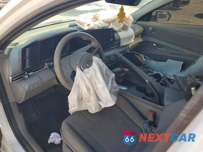Zdjęcie 8 z 12 samochodu: 2021 HYUNDAI ELANTRA SE VIN:5NPLL4AG0MH015548 - miniatura