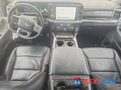 Zdjęcie 8 z 12 samochodu: 2024 FORD F350 SUPER DUTY VIN:1FT8W3BT4REF26626 - miniatura