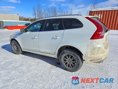 Drugie zdjęcie samochodu z przodu: 2017 VOLVO XC60 T6 R-DESIGN PREMIER VIN:YV449MRP0H2134552 - miniatura