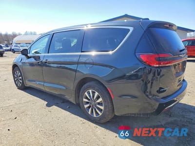 Drugie zdjęcie samochodu z przodu: 2023 CHRYSLER PACIFICA HYBRID TOURING L VIN:2C4RC1L72PR632222 - miniatura