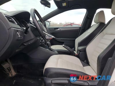 Zdjęcie 7 z 11 samochodu: 2016 VOLKSWAGEN JETTA SPORT VIN:3VWD17AJ3GM242896 - miniatura